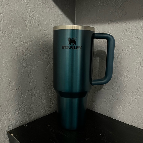 Balsam Glow 40oz Stanley - Picture 2 of 4